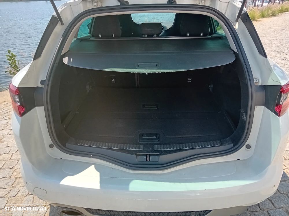 Renault Mégane Sport Tourer 1.5 dCi GT Line J18 - 27