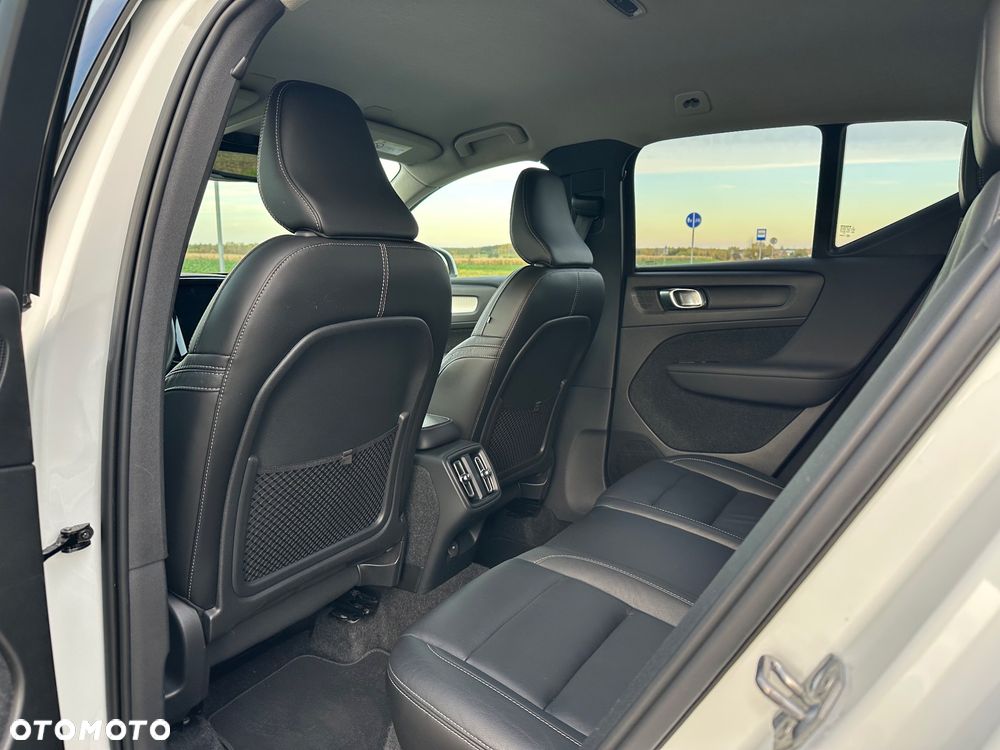 Volvo XC 40 T3 Momentum - 11