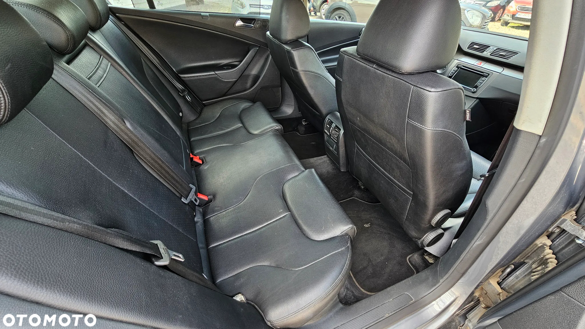 Volkswagen Passat 2.0 TSI Highline - 8