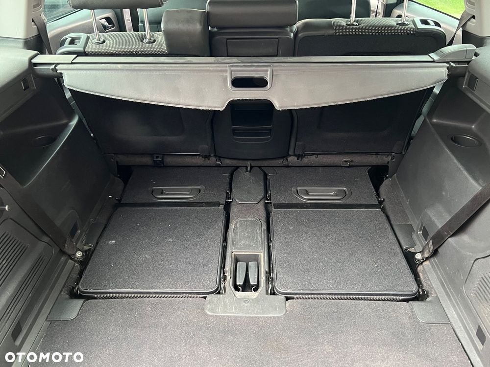 Opel Zafira 1.8 Cosmo EU5 - 17