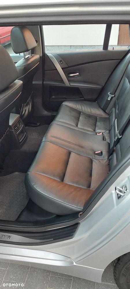 BMW Seria 5 - 32