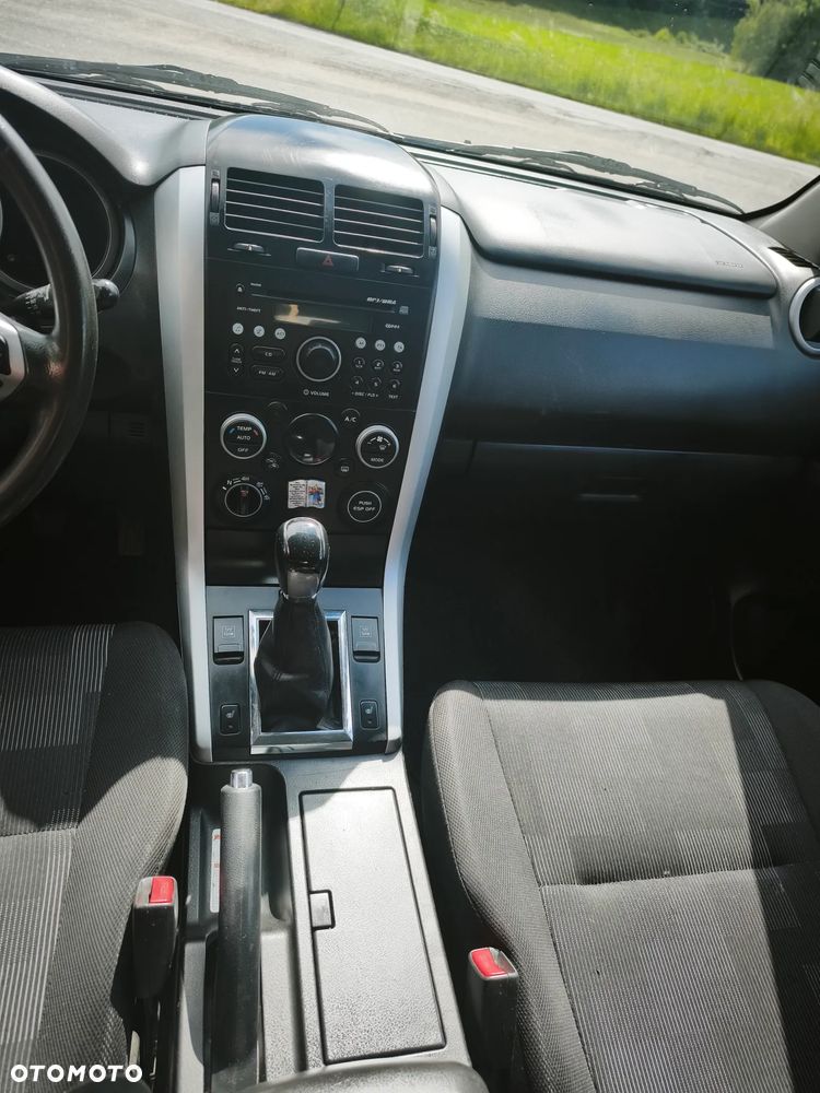 Suzuki Grand Vitara 1.9 DDiS Comfort - 18
