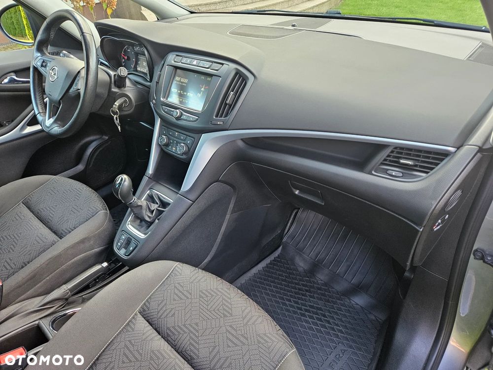 Opel Zafira 1.6 CDTI Elite S&S - 25