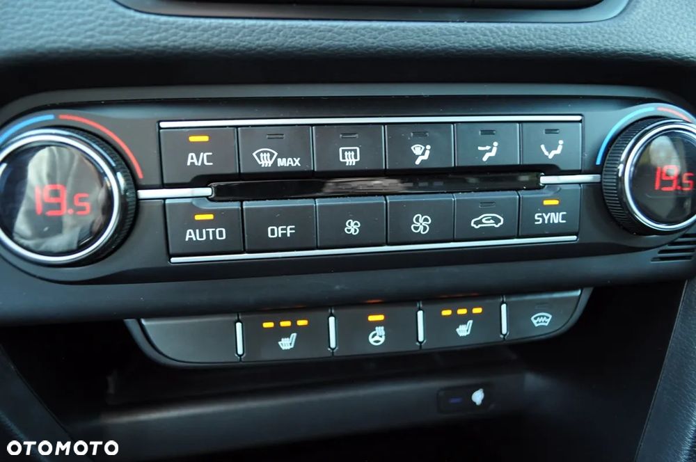 Kia ProCeed 1.6 T-GDI DCT7 OPF GT - 37