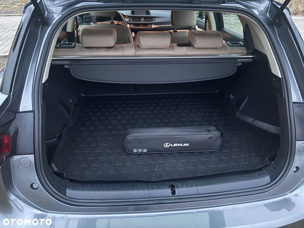 Lexus CT 200h Elegance - 14