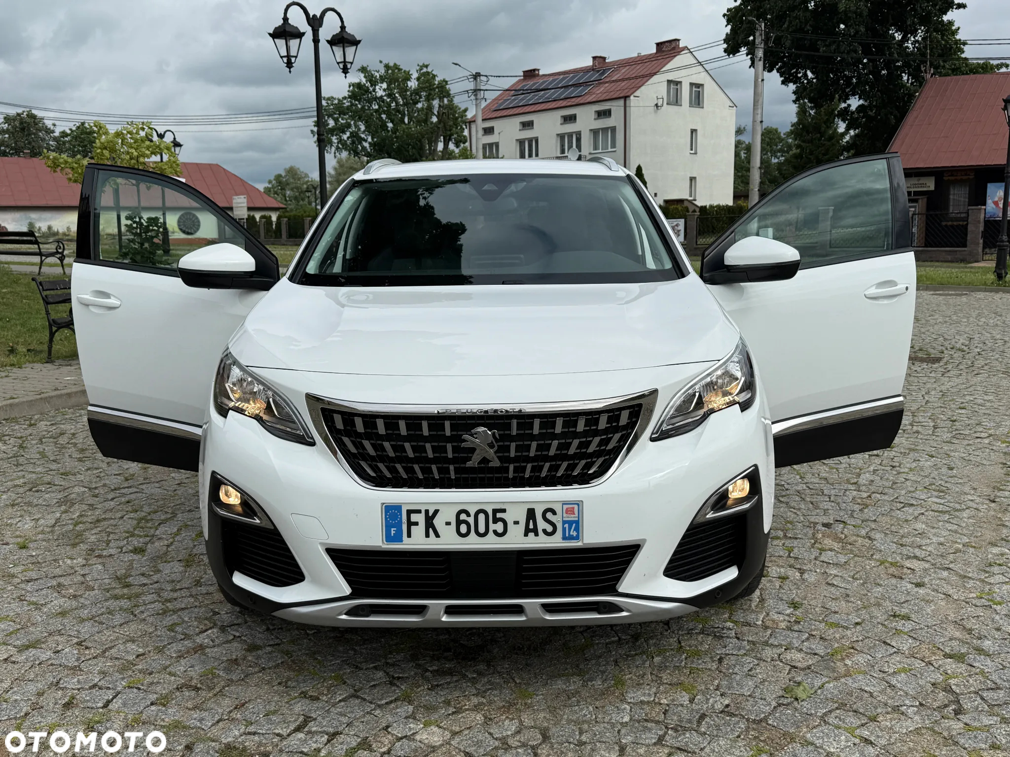 Peugeot 3008 PureTech 130 Stop & Start EAT6 Allure - 11