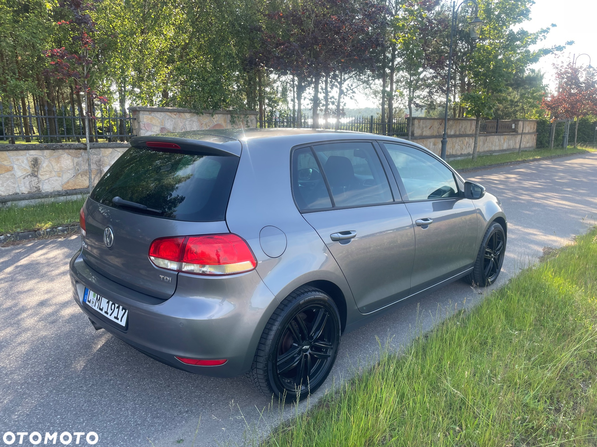 Volkswagen Golf 2.0 TDI DPF Comfortline - 4