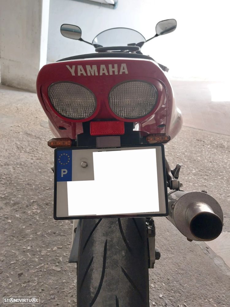 Yamaha YZF R6 - 5