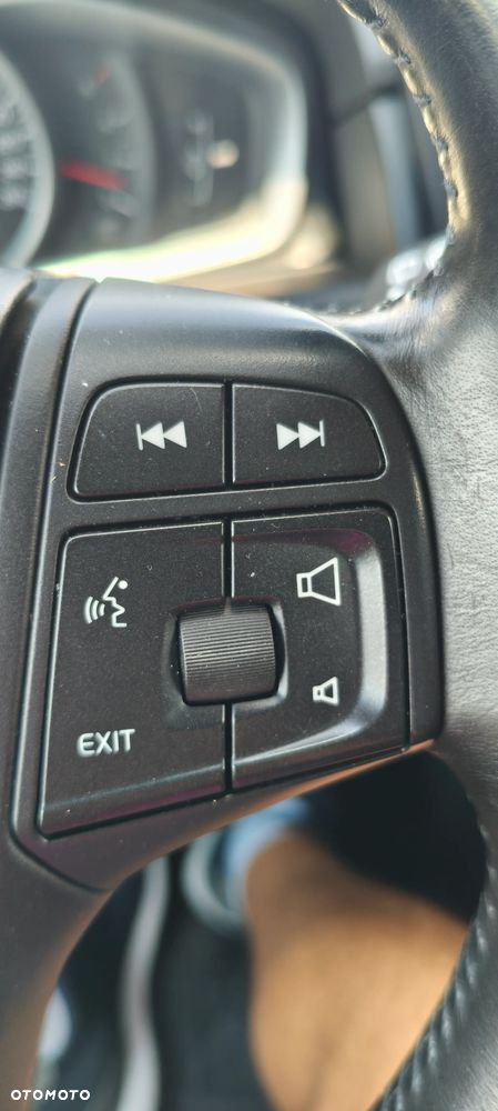 Volvo V70 D4 Momentum - 20