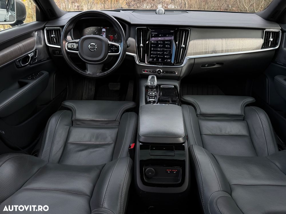 Volvo S90 T8 Twin Engine AWD Geartronic Inscription - 16