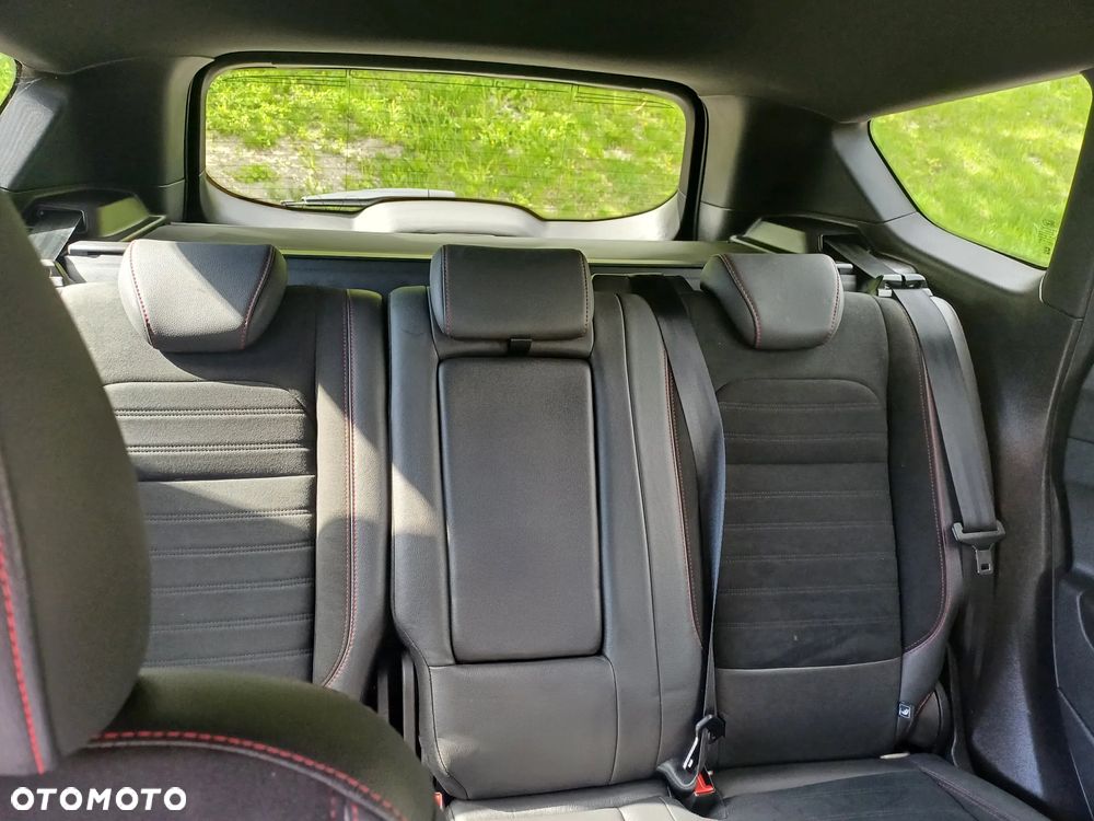 Ford Kuga - 8
