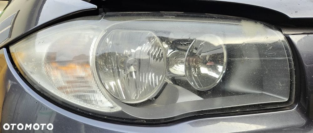 BMW 1 I E81 E87 lampa przód przednia prawa  lewa EU - 2