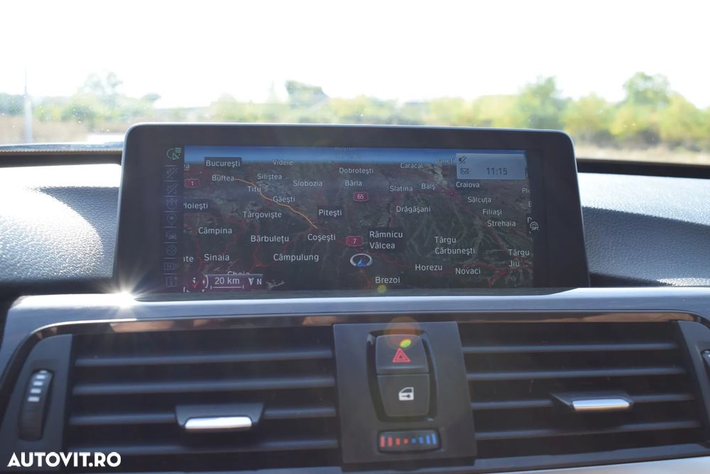 BMW Seria 3 325d Aut. Luxury Line - 15