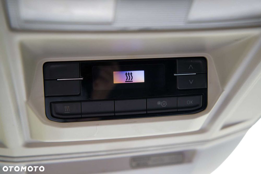 Volkswagen Crafter L3H3 - 32