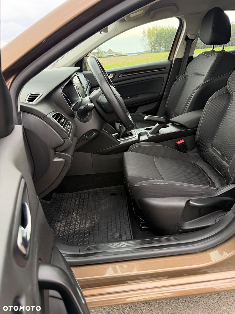 Renault Megane 1.2 Energy TCe Limited - 25