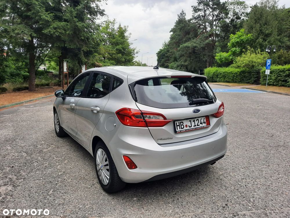 Ford Fiesta 1.0 EcoBoost S&S TITANIUM - 10