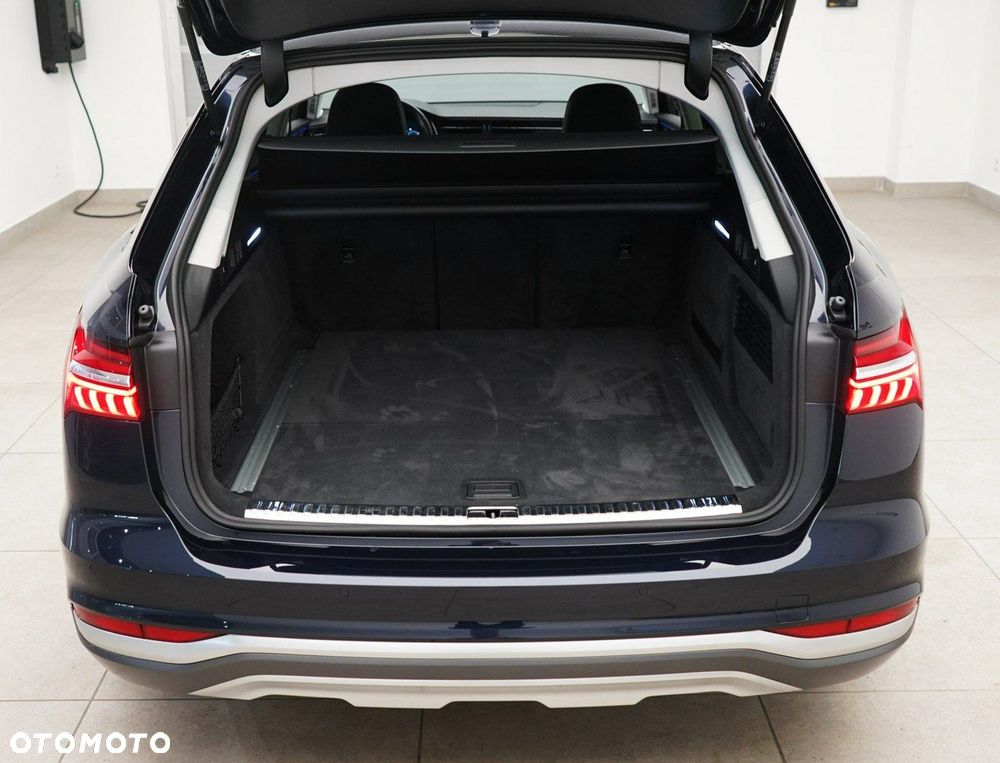 Audi A6 Allroad - 12