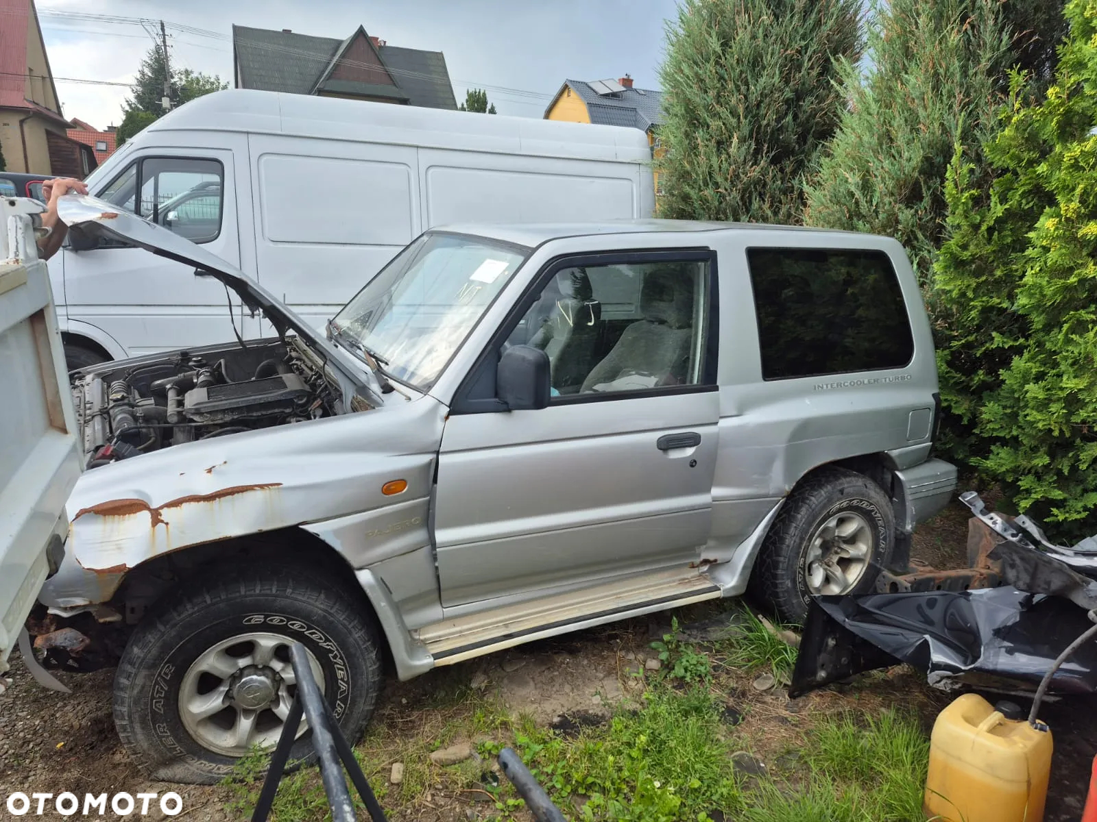 Mitsubishi Pajero 2.5 TD GLS - 3