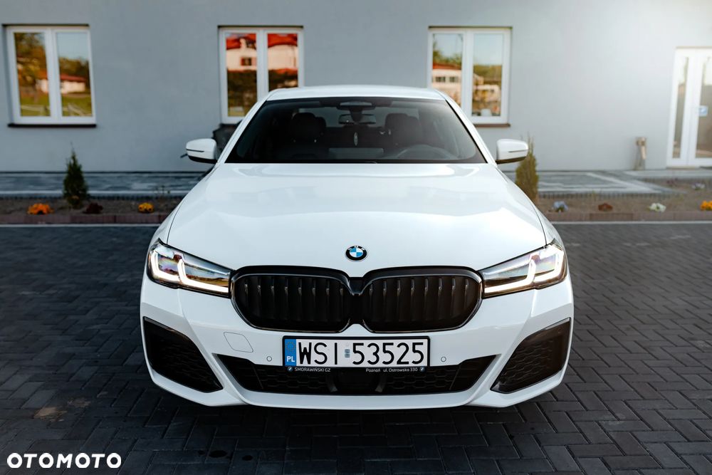 BMW Seria 5 530d xDrive mHEV sport - 3
