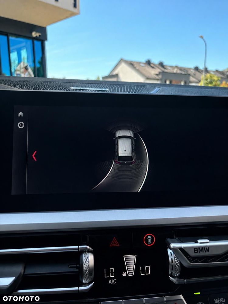 BMW Seria 3 318d M Sport Shadow - 27