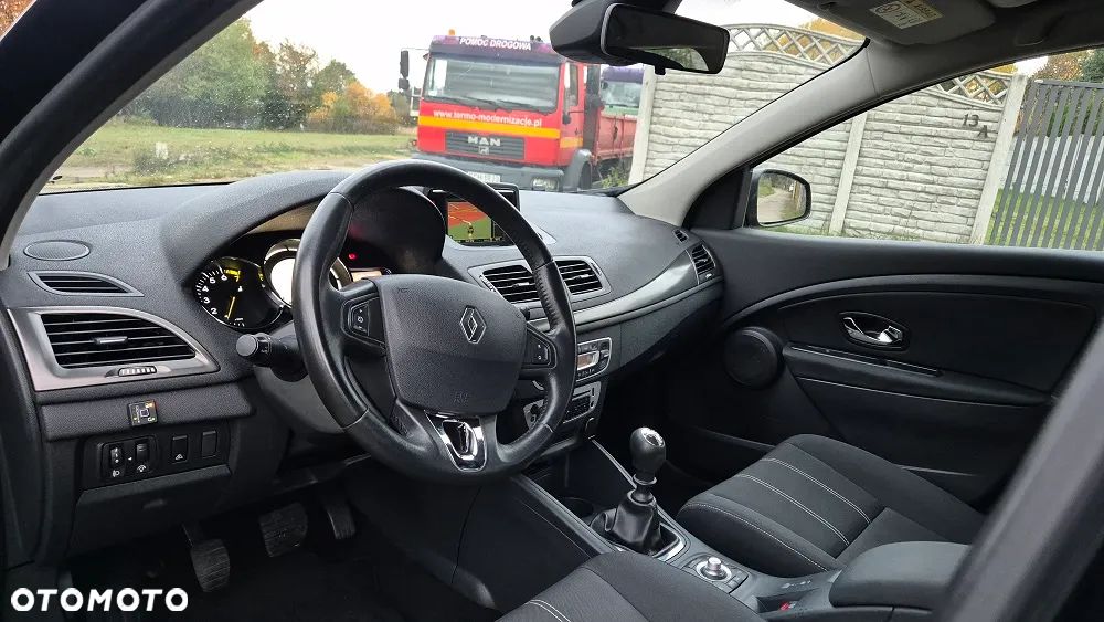 Renault Megane Grandtour 1.6 16V 110 LIMITED - 8