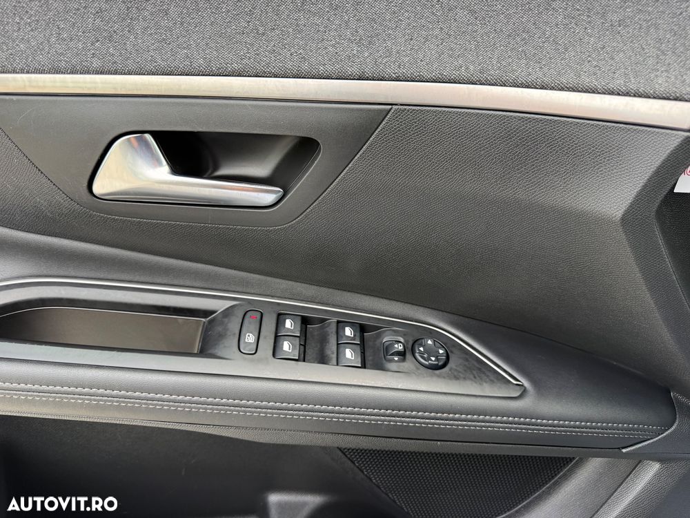 Peugeot 5008 BlueHDI 130 Allure Business-Paket - 15