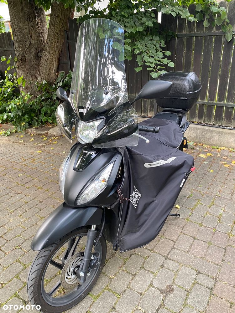 Honda Vision - 3