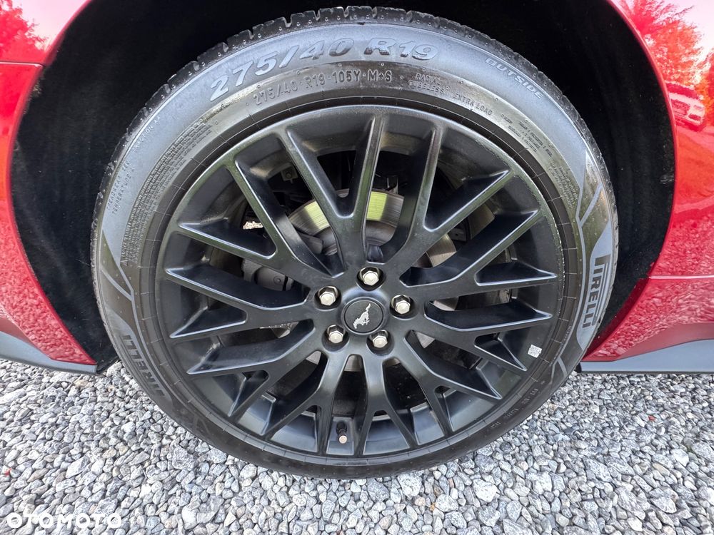 Ford Mustang 5.0 V8 GT - 32