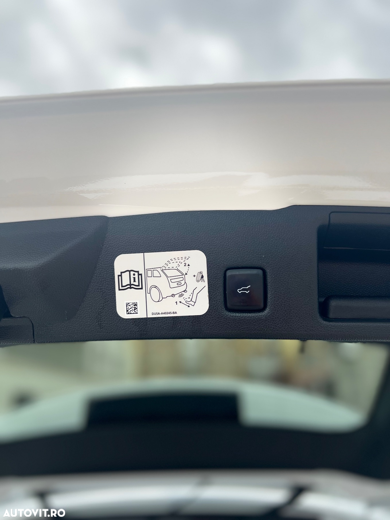 Ford Kuga 2.0 EcoBlue Hybrid TITANIUM - 18