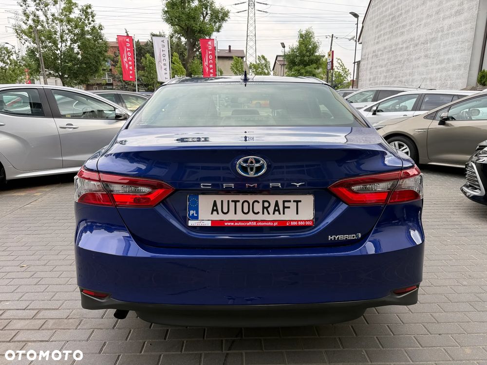 Toyota Camry 2.5 Hybrid Comfort CVT - 27