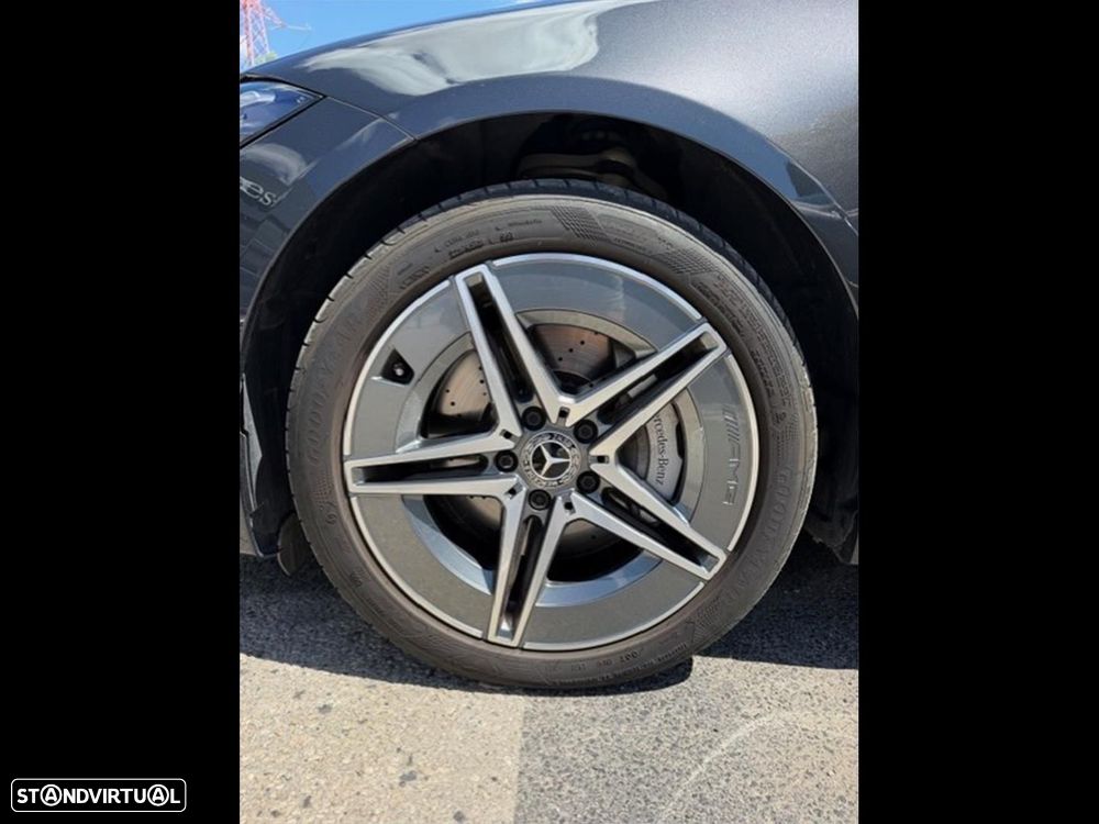 Mercedes-Benz C 300 e AMG Line - 8