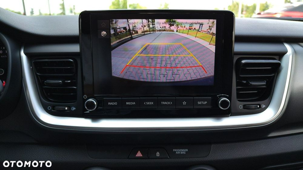 Kia Stonic - 24