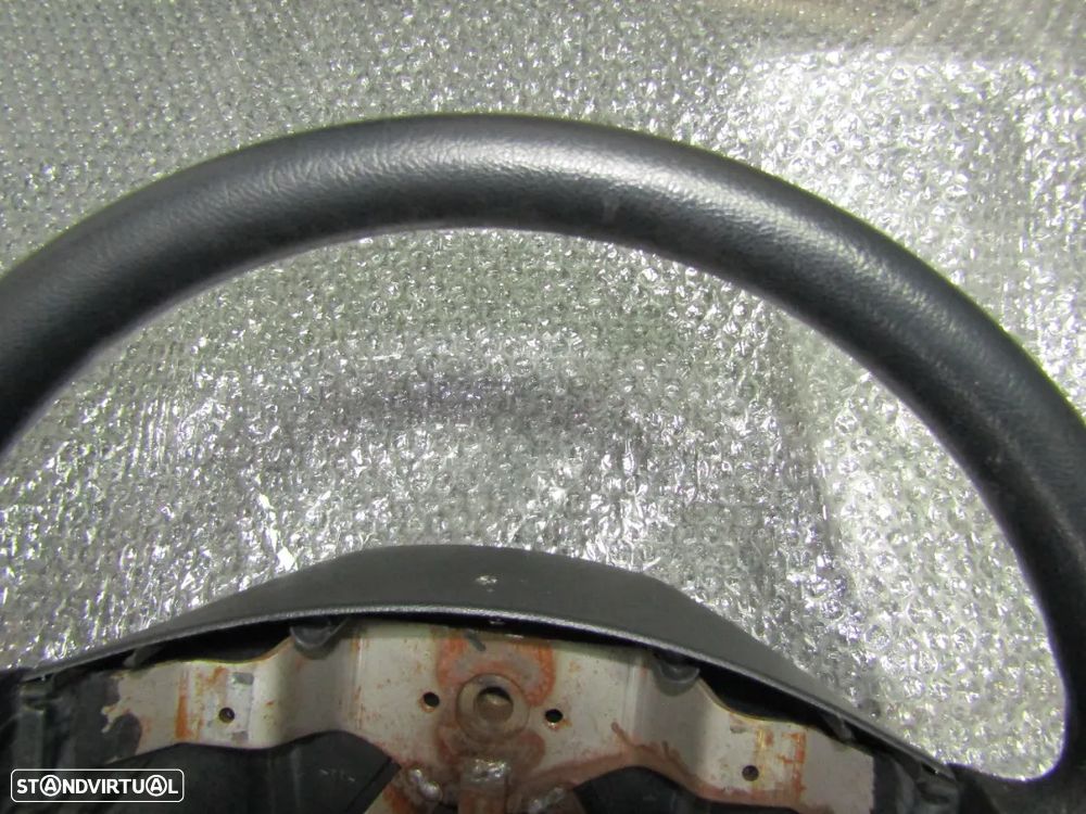 Volante OPEL FRONTERA ano 1996 em bom estado - 2