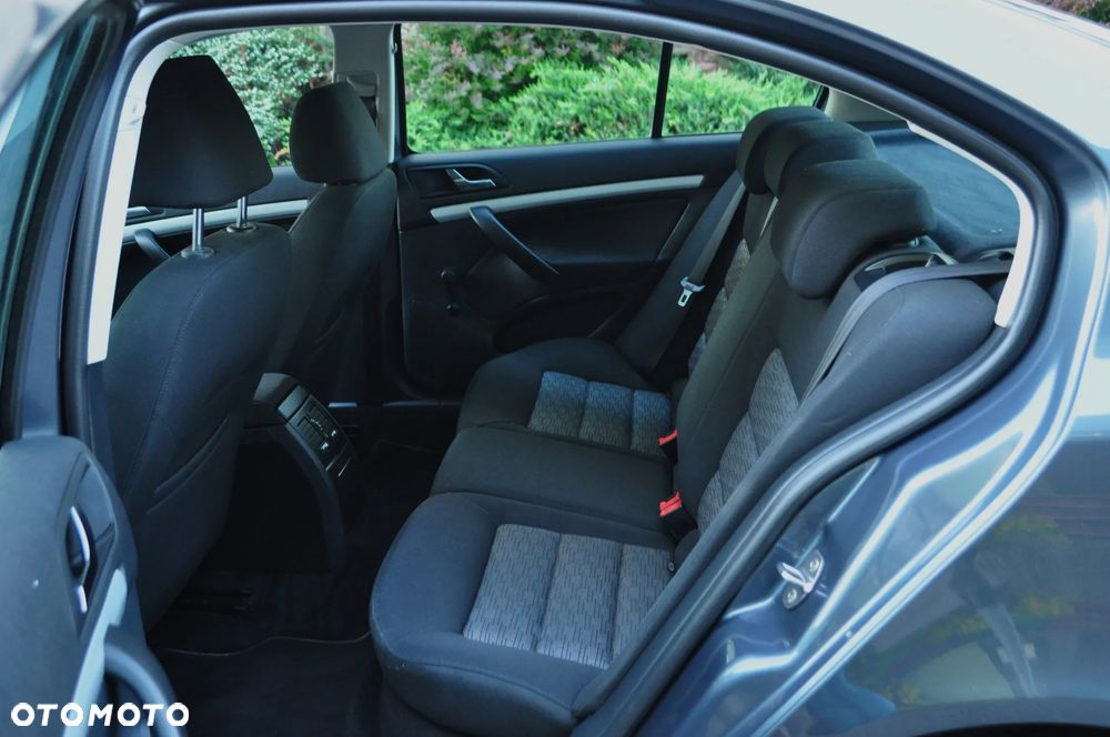 Skoda Octavia 1.6 Team Edition - 26