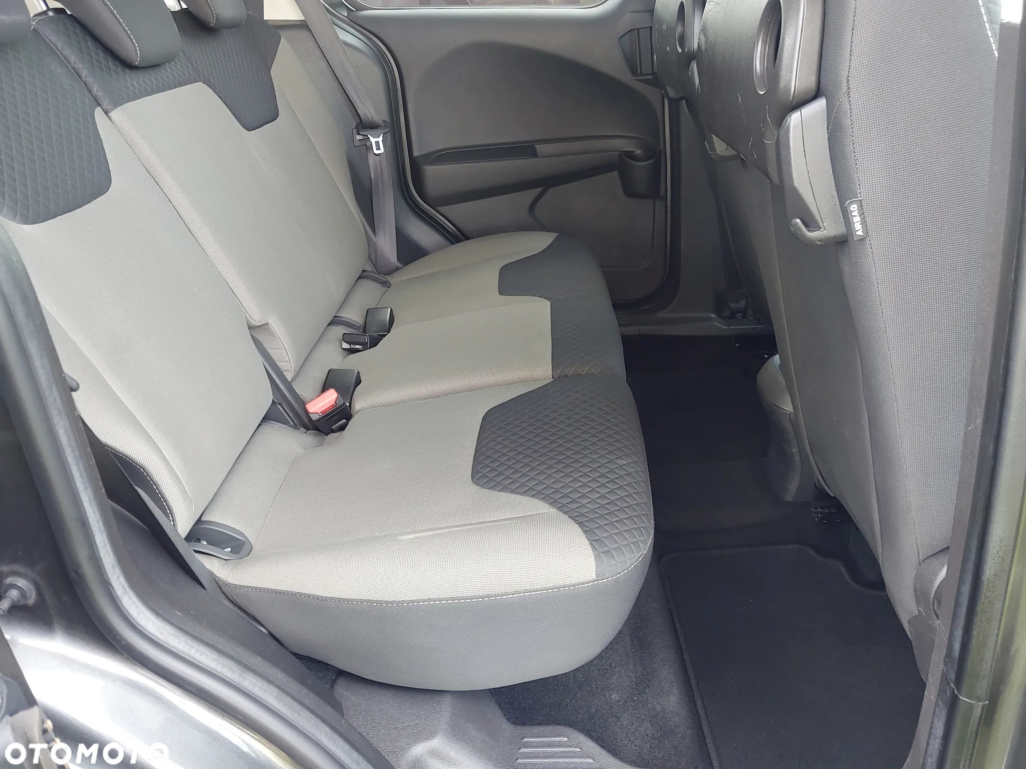 Ford Tourneo Courier 1.0 EcoBoost Titanium - 14
