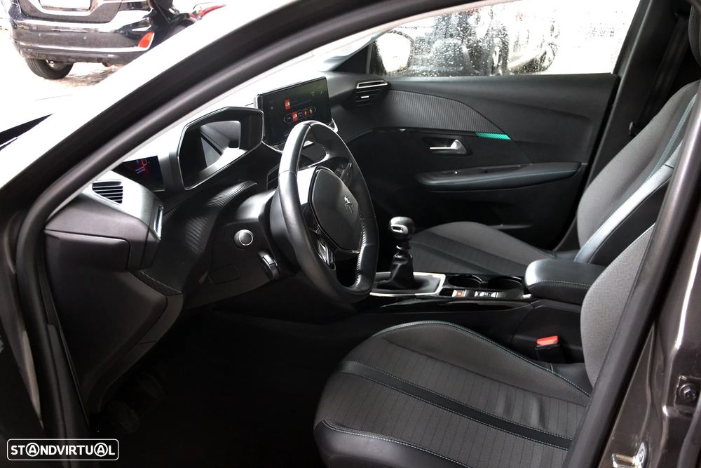 Peugeot 208 PureTech 100 Allure - 9