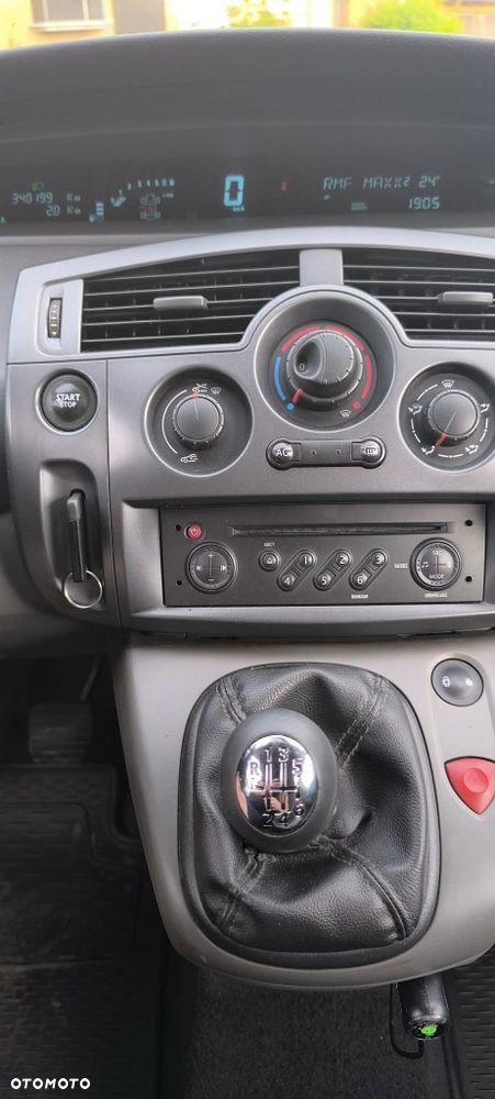 Renault Scenic - 5