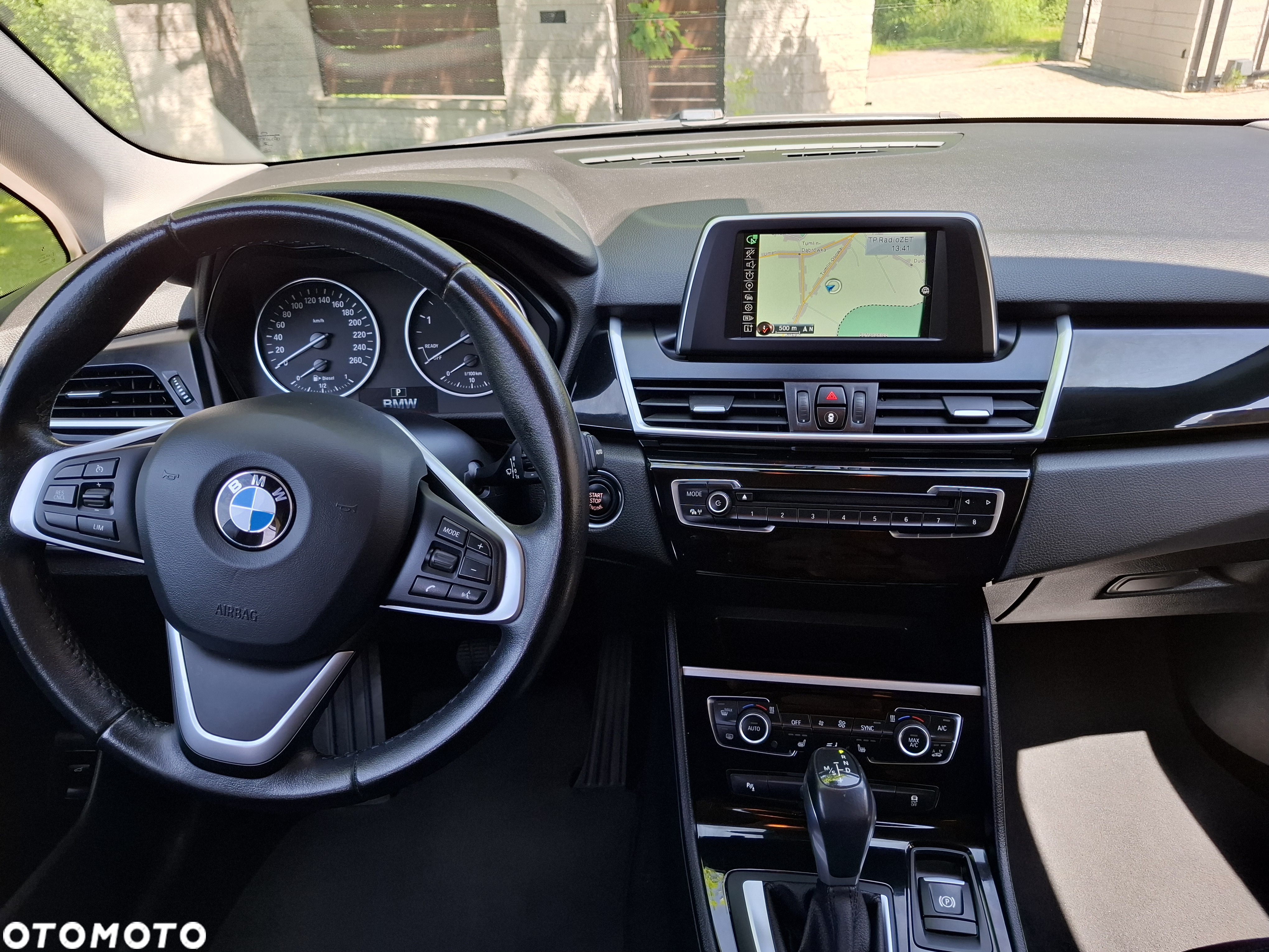 BMW Seria 2 218d - 13