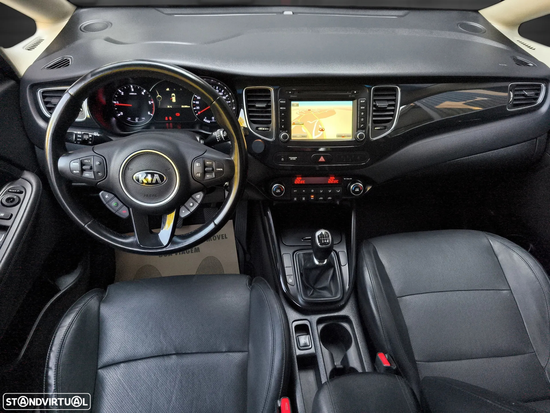Kia Carens 1.7 CRDi ISG TX - 10