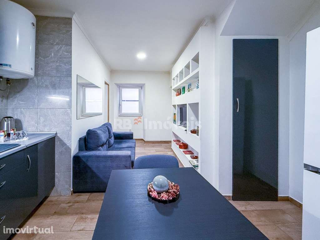 Alojamento Local em Funcionamento, c/ 3 Frações em Abrantes - Grande imagem: 2/41