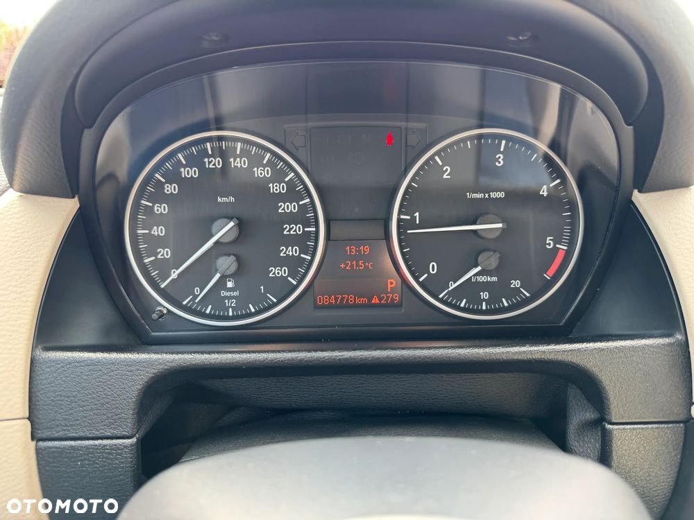 BMW X1 - 24