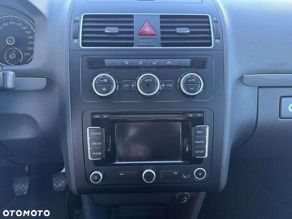 Volkswagen Touran 1.6 TDI DPF BlueMotion Technology Comfortline - 11