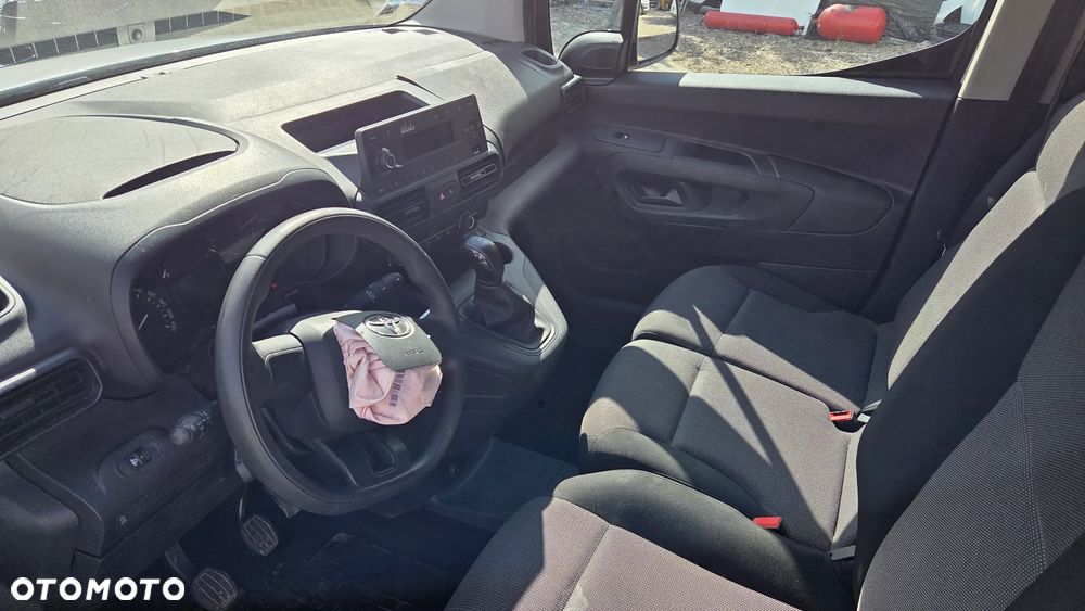 Toyota Proace city - 17