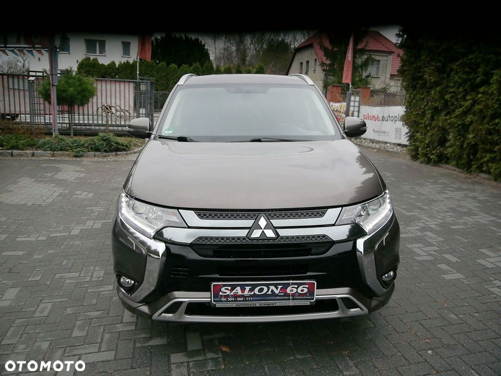 Mitsubishi Outlander - 7