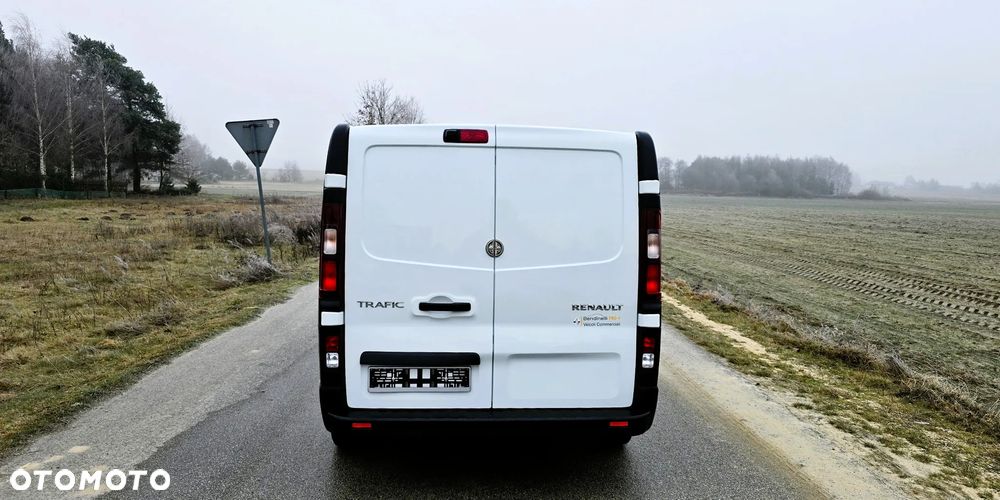 Renault Trafic - 10