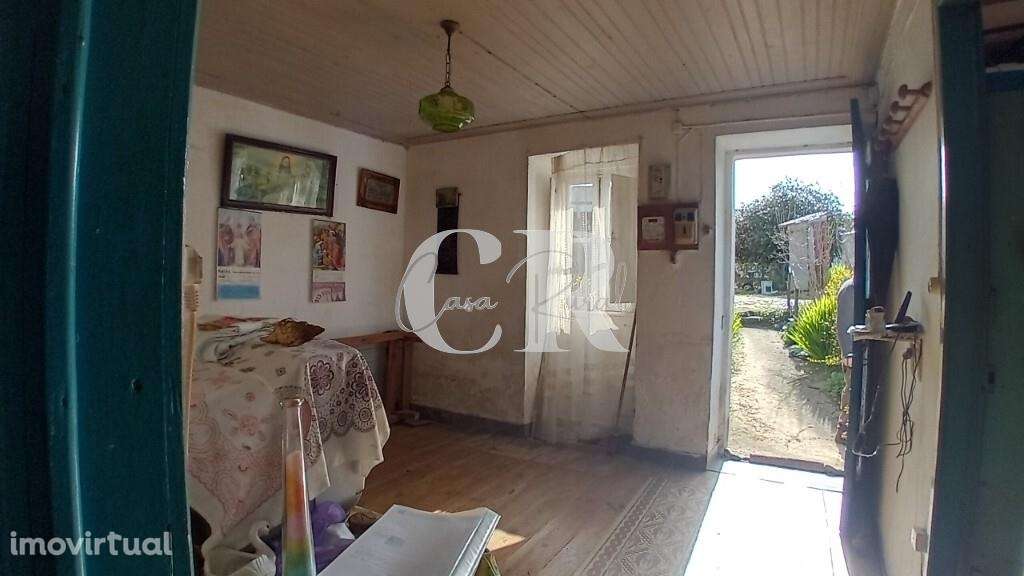 Moradia em pedra em Figueiró dos Vinhos com terreno e poço de água - Grande imagem: 4/40