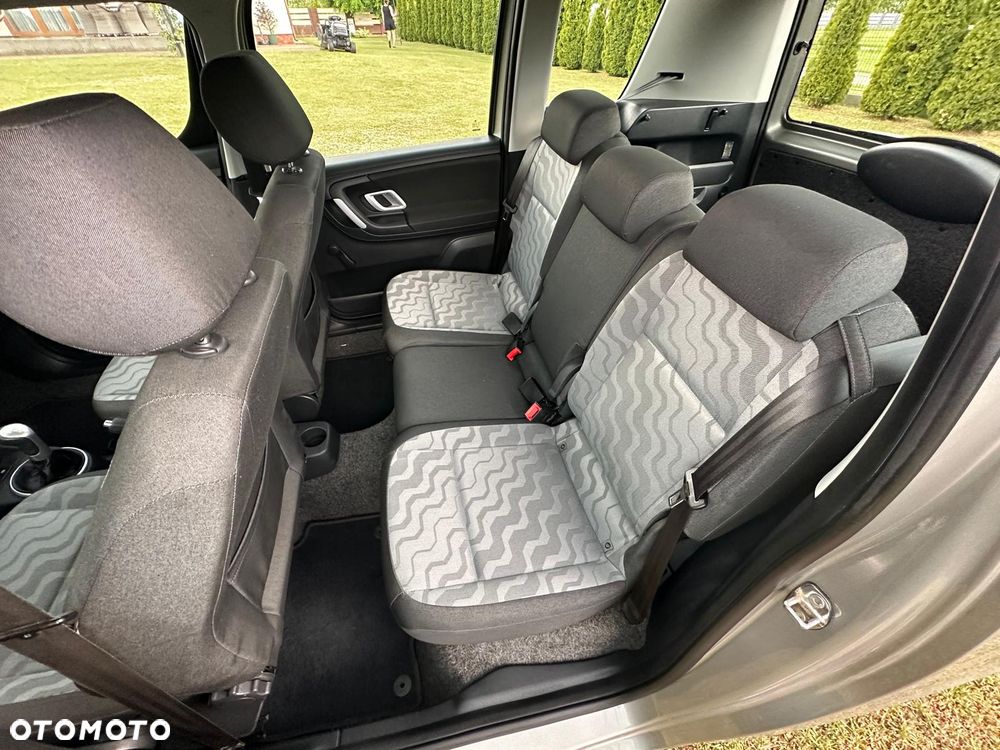 Skoda Roomster - 15