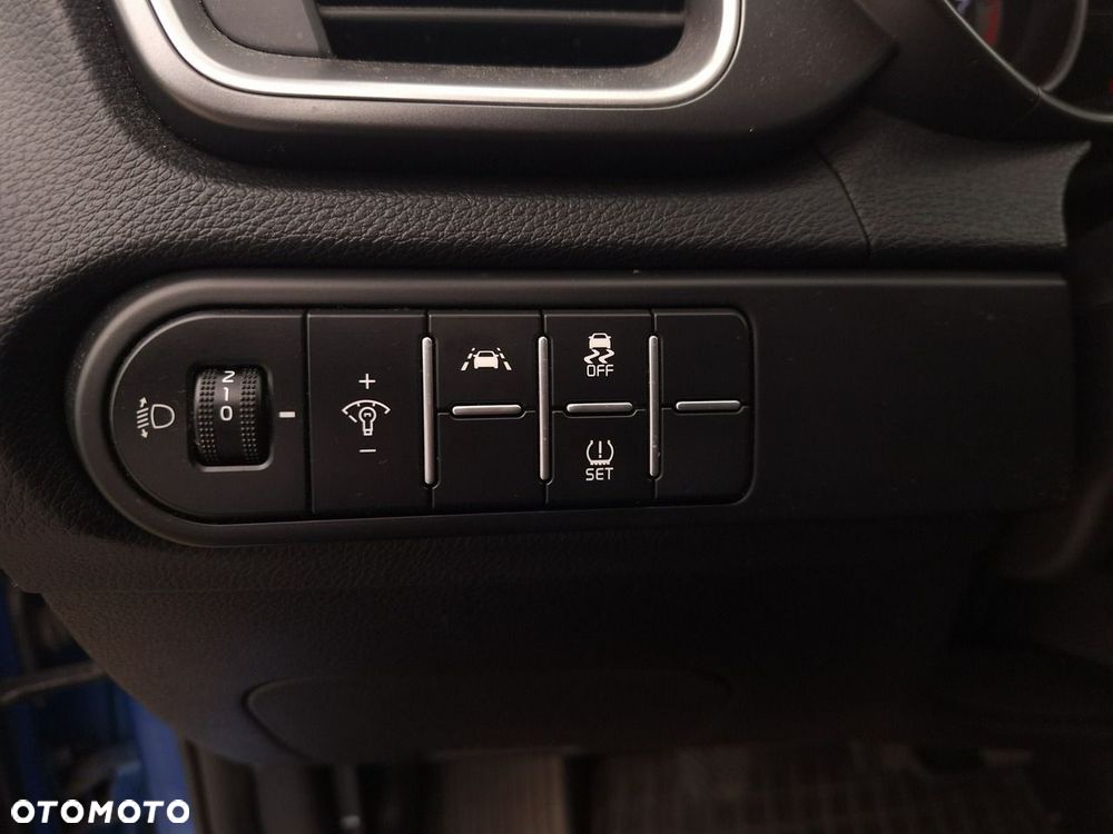 Kia XCeed 1.5 T-GDI M - 15