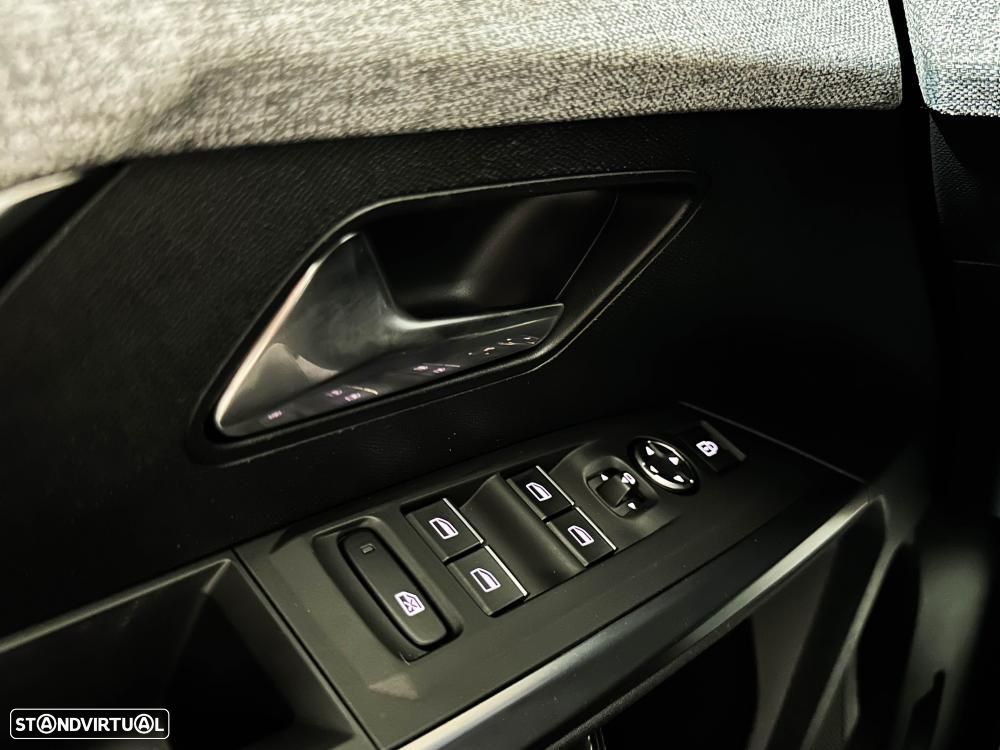 Peugeot E-3008 73 kWh Allure - 48