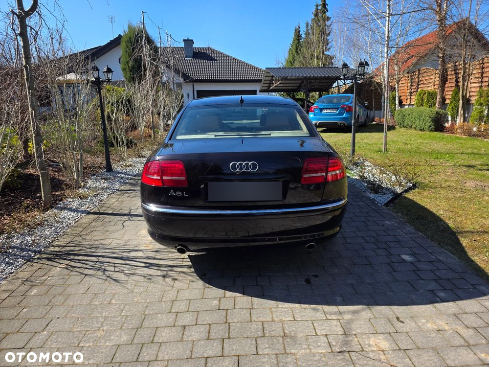 Audi A8 - 3